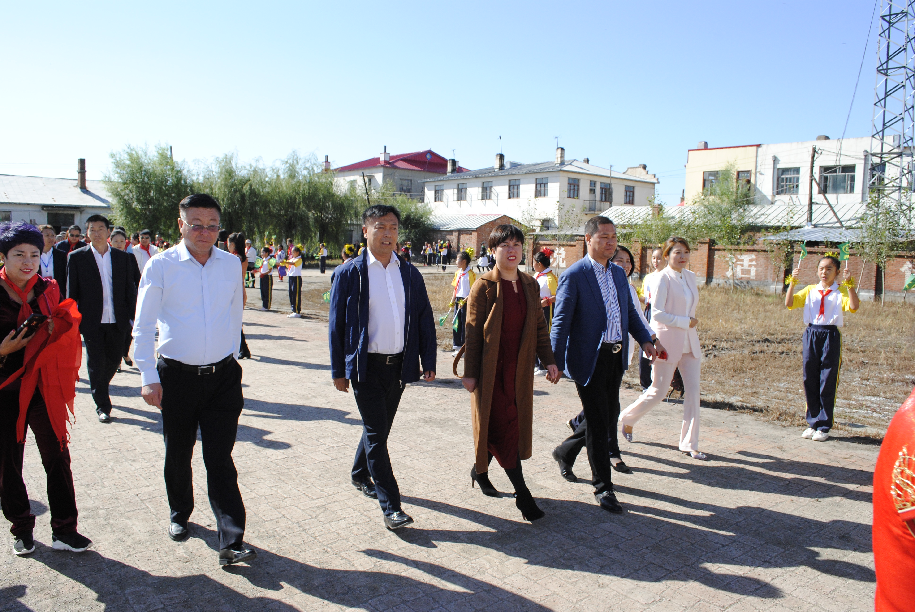 第118所 哈尔滨市呼兰区九游官方网站蔡立影小学