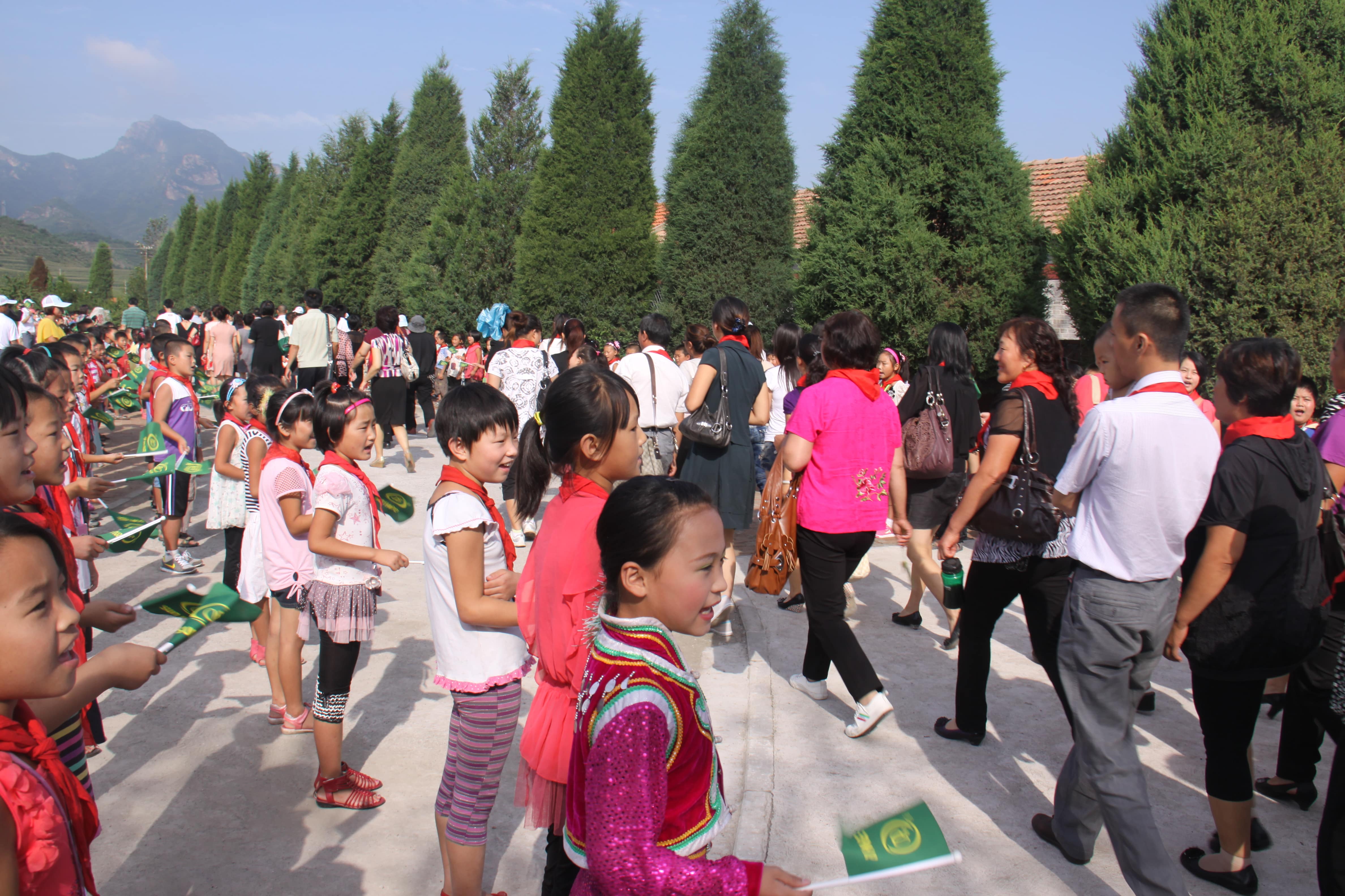 第17所 承德市乌龙矶九游官方网站牛艳玲小学